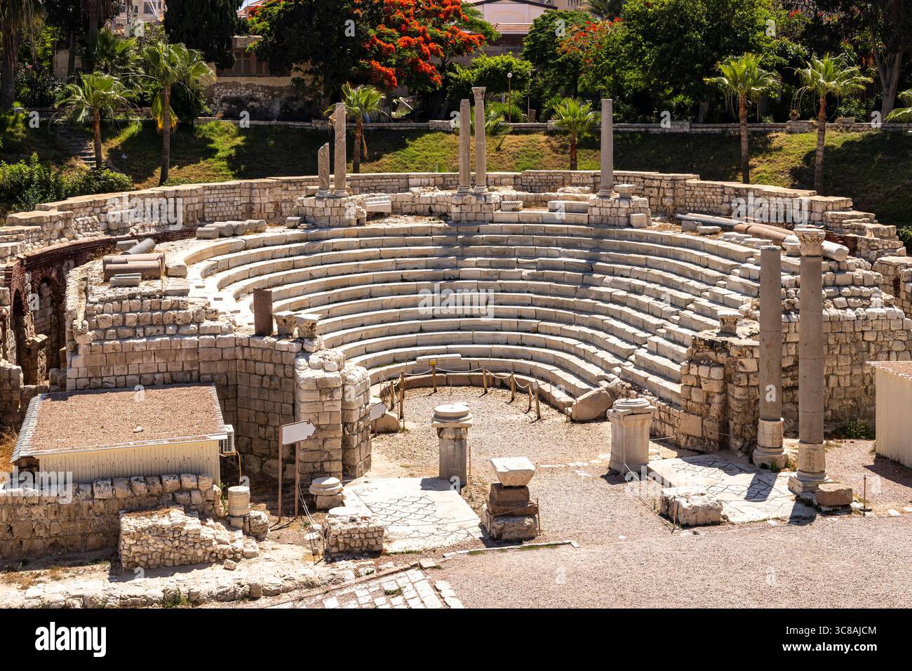 Théâtre romain, ruines antiques de la période romaine, au centre-ville, Alexandrie, Egypte, Afrique du Nord Banque D'Images