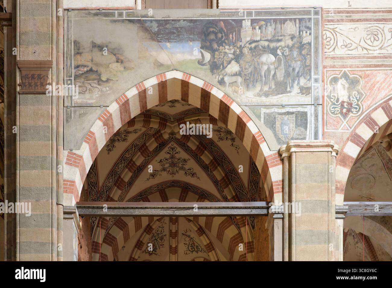 Fresque 'Saint Georges et la Princesse' de Pisanello, Chapelle Pellegrini, Basilique de Sainte Anastasia (Basilica di Santa Anastasia), Vérone, Italie Banque D'Images