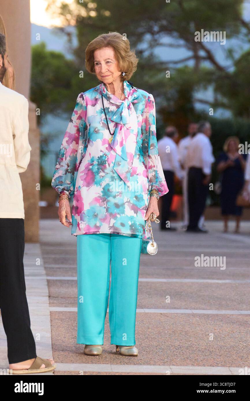 Palma, Îles Baléares, Espagne. 4 août 2025. L'ancienne reine Sofia assiste À Une réception pour les autorités au Palais Marivent le 4 août 2025 à Palma, Espagne (crédit image : © Jack Abuin/ZUMA Press Wire) USAGE ÉDITORIAL SEULEMENT ! Non destiné à UN USAGE commercial ! Banque D'Images