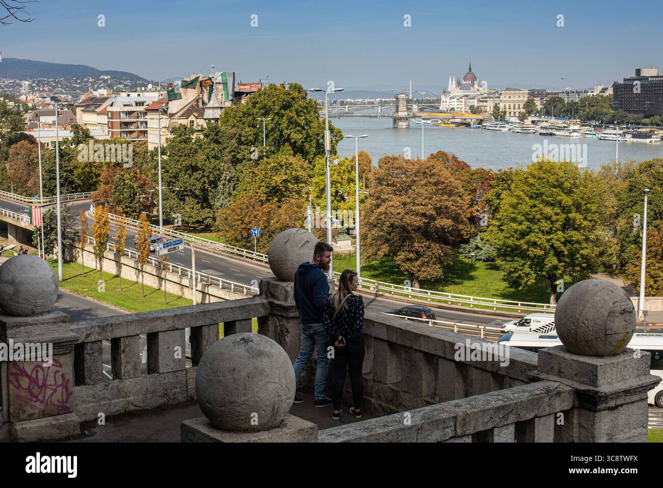 Budapest, Hongrie - octobre 7,2023 : belvédère depuis la colline de Gellert Banque D'Images