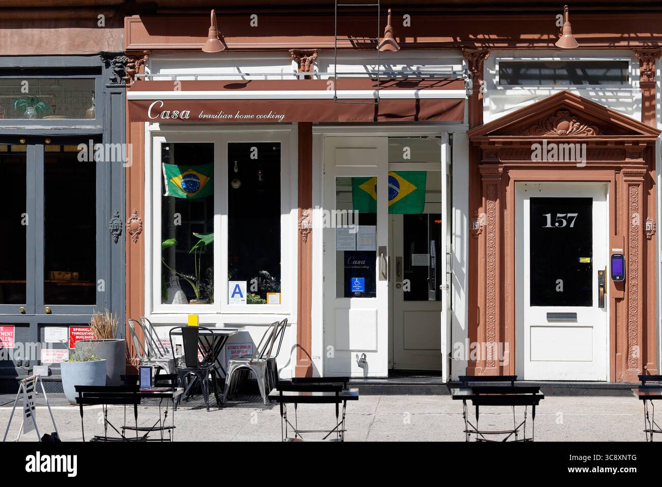 Casa Restaurant, 157 Duane St, New York, NYC Storefront d'un restaurant brésilien à Manhattan Tribeca. Banque D'Images