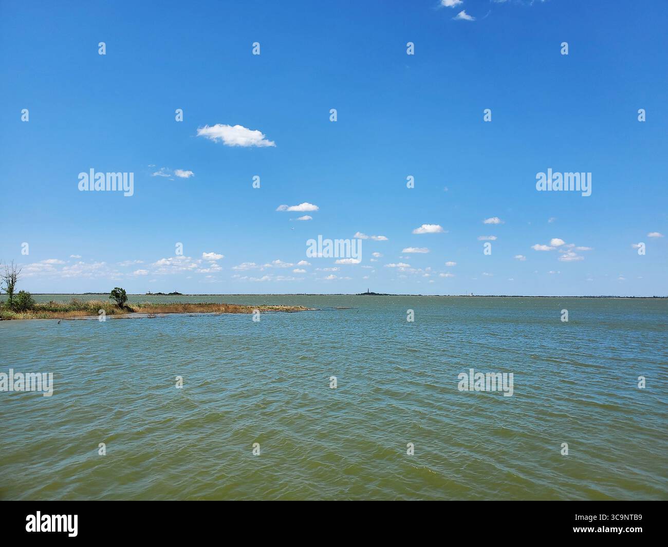 Vue estivale sur le réservoir Guangnan, Dongying Banque D'Images