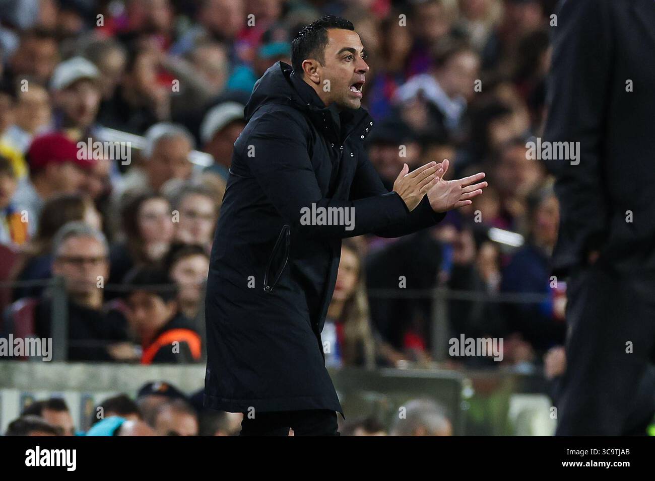 5 avril 2023, Barcelone, Espagne : BARCELONE, ESPAGNE - 5 AVRIL : Xavi Hernandez du FC Barcelone lors de la demi-finale deuxième manche - Copa Del Rey match entre le FC Barcelone et le Real Madrid au Camp Nou le 5 avril 2023 à Barcelone, Espagne (crédit image : © David Ramirez/DAX via ZUMA Press Wire) Banque D'Images
