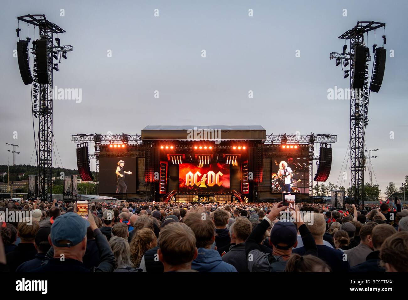Oslo, Norvège. 05 août 2025. Le groupe de rock australien AC/DC donne un concert au Bjerke Travbane à Oslo dans le cadre du Power Up Tour. Crédit : Gonzales photo/Alamy Live News Banque D'Images
