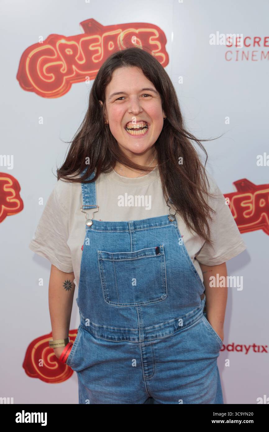 Londres, Royaume-Uni. 05 août 2025. Rosie Jones assiste à la soirée d'ouverture de « Grease : The immersive Movie musical » de secret Cinema au Battersea Evolution. (Photo de Brett Cove/SOPA images/SIPA USA) crédit : SIPA USA/Alamy Live News Banque D'Images