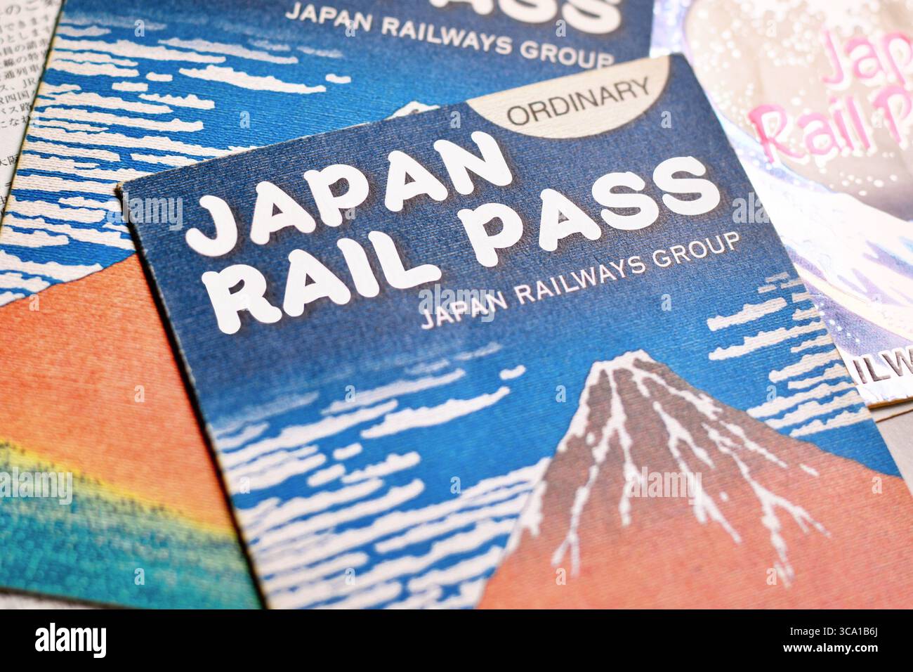 Allemagne - 2 août 2025 : Japanese Rail Pass pour les touristes. Billet de train pour des trajets illimités au Japon Banque D'Images