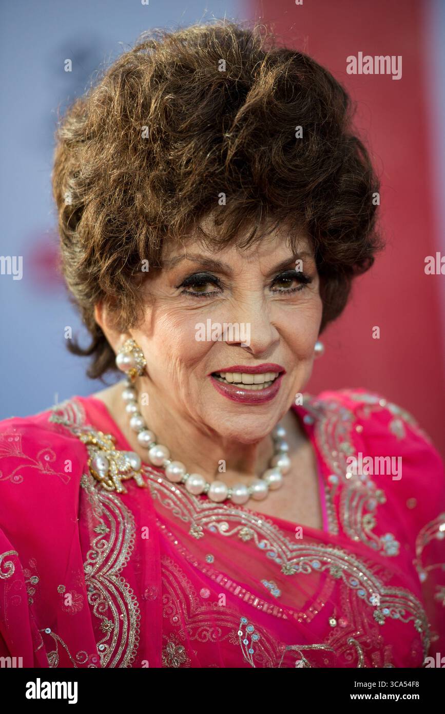 28 avril 2016, Los Angeles, Californie, États-Unis : GINA LOLLOBRIGIDA assiste au TCM Classic film Festival au TCL Chinese Theater à Los Angeles, Californie (crédit image : © Charlie Steffens/ZUMA Press Wire) Banque D'Images