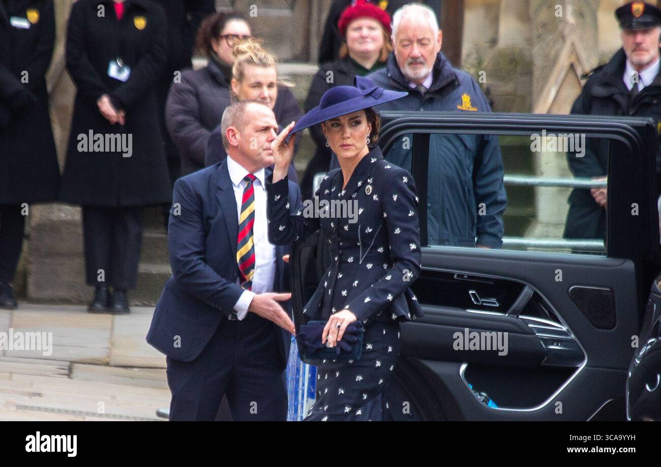 13 mars 2023, Londres, Angleterre, Royaume-Uni : la princesse de Galles CATHERINE est vue arriver à l'abbaye de Westminster pour le service du Commonwealth. (Crédit image : © Tayfun Salci/ZUMA Press Wire) Banque D'Images