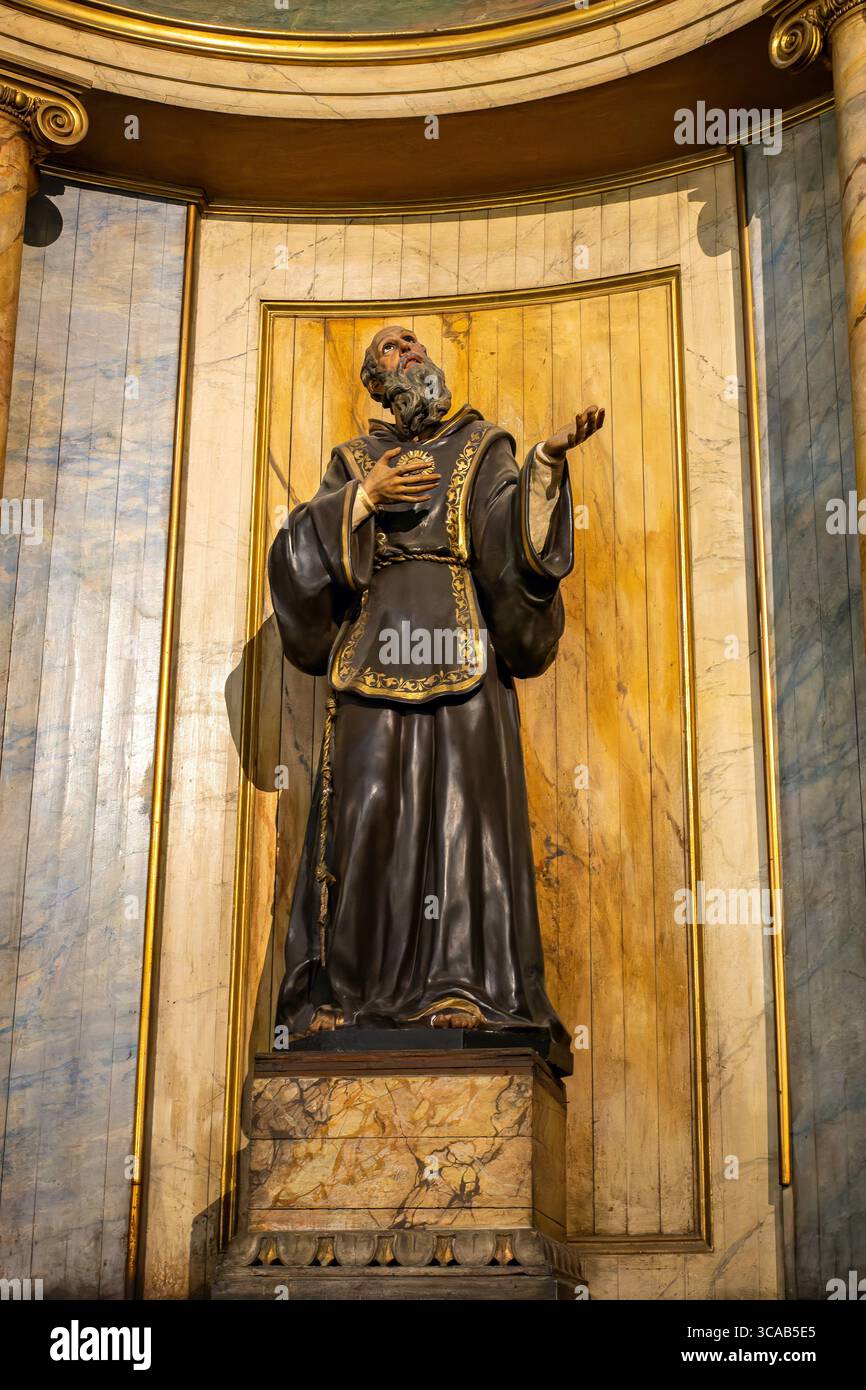 2 mars 2023, Santiago, région métropolitaine de Santiago, Chili : L'autel de San Francisco de Paola dans la cathédrale métropolitaine de Santiago à Santiago, Chili. (Crédit image : © Jon G. Fuller / Vwpics/VW pics via ZUMA Press Wire) Banque D'Images