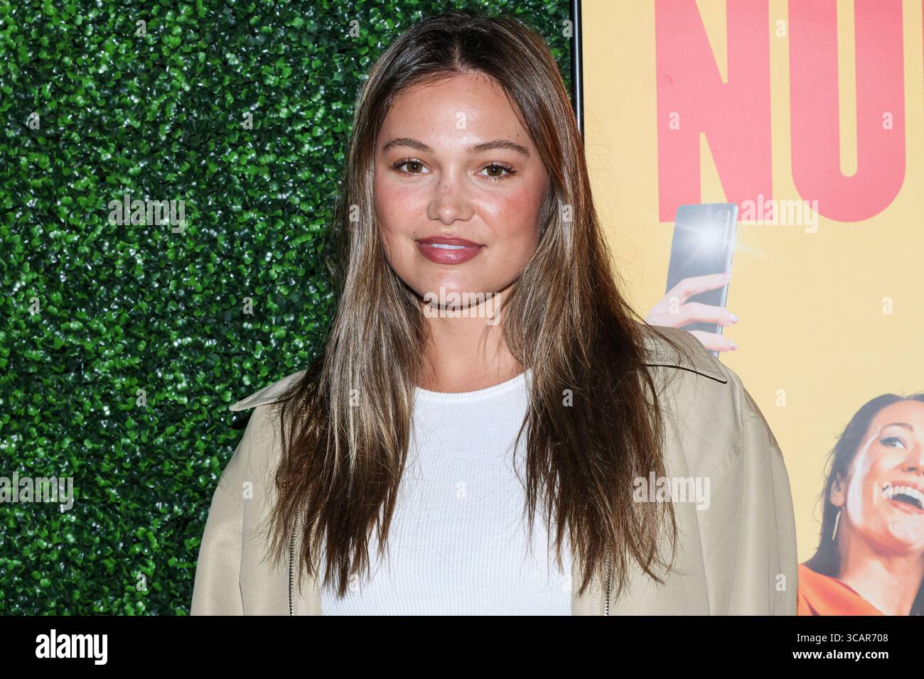 North Hollywood, États-Unis. 06 août 2025. NORTH HOLLYWOOD, LOS ANGELES, CALIFORNIE, États-Unis - 06 AOÛT : L'actrice et chanteuse américaine Olivia Holt arrive à la projection spéciale de Los Angeles de 'Nuked' de Quiver distribution qui s'est tenue à l'hôtel Garland le 6 août 2025 à North Hollywood, Los Angeles, Californie, États-Unis. (Photo de Xavier Collin/image Press Agency) crédit : image Press Agency/Alamy Live News Banque D'Images