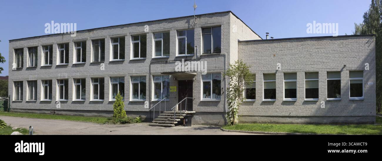 VILNIUS, LITUANIE - 26 JUIN 2016 : le bâtiment de la clinique centrale de Vilnius vererinarny et hospice pour animaux de compagnie -chiens, chats et etc- est situé sur Kl Banque D'Images