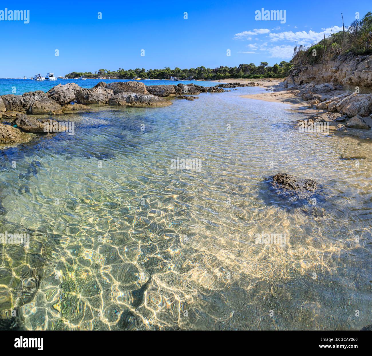 Îles Cheradi : paysage marin de l'île de San Pietro dans les Pouilles, dans le sud de l'italie. Banque D'Images