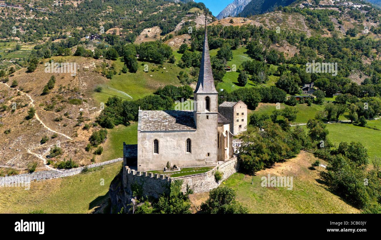 Église du château de Romanus, lieu de repos du poète Rainer Maria Rilke, Raron, Valais, Suisse Banque D'Images