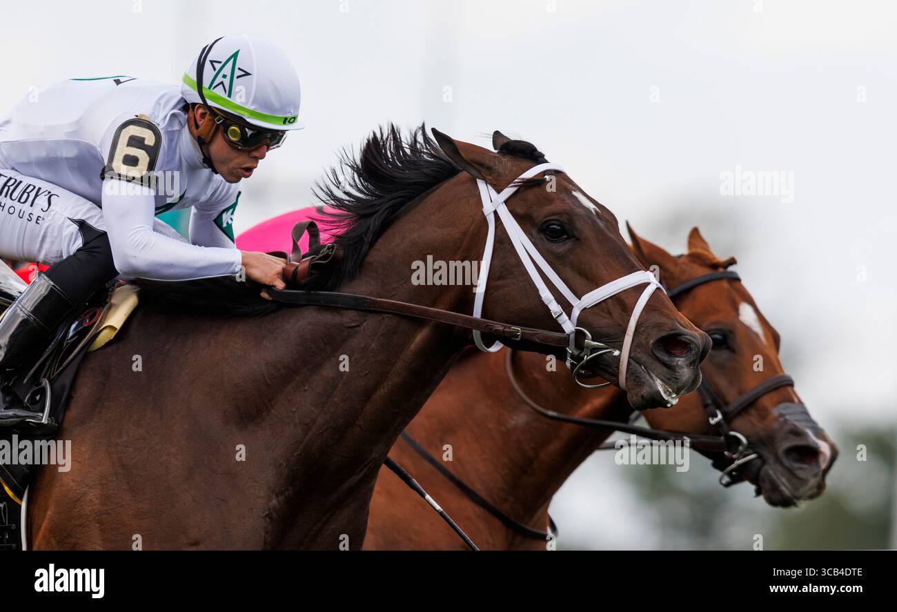 10 juin 2023, Elmont, New York, USA : Emmanuel avec Irad Ortiz Jr. remporte le Poker au Belmont Park le 10 juin 2023 à Elmont, New York. Evers/Eclipse Sportswire/CSM (crédit image : © Evers/CSM via ZUMA Press Wire) Banque D'Images