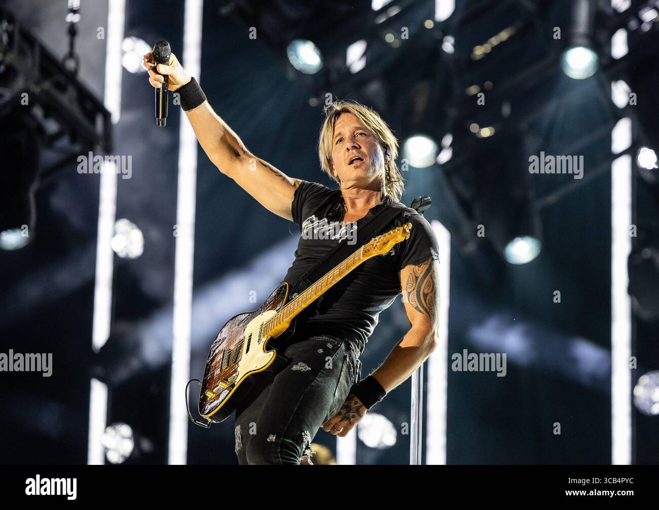 9 juin 2023, États-Unis : Keith Urban se produit lors de la deuxième journée du CMA Fest au Nissan Stadium le jeudi 9 juin 2023, à Nashville, Tennessee. (Photo par : Amiee Stubbs/imageSPACE) (crédit image : © Amiee Stubbs/imageSPACE via ZUMA Press Wire) Banque D'Images