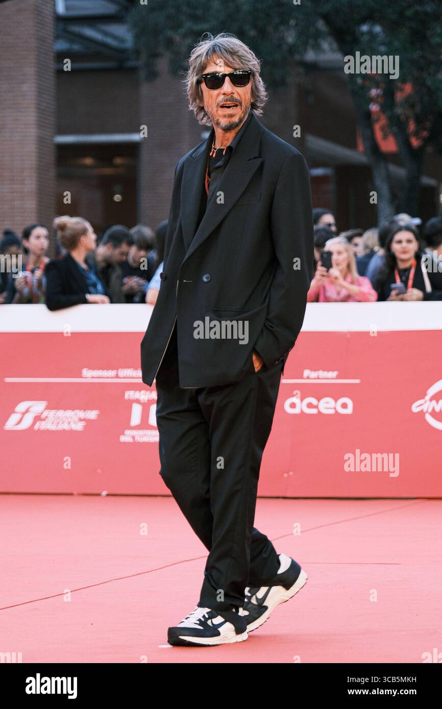 19 octobre 2023, Rome, Italie : Pierpaolo Piccioli assiste à un tapis rouge pour le film ''mur'' pendant le 18ème Festival du film de Rome à l'Auditorium Parco Della Musica à Rome. (Crédit image : © Elena Vizzoca/SOPA images via ZUMA Press Wire) Banque D'Images