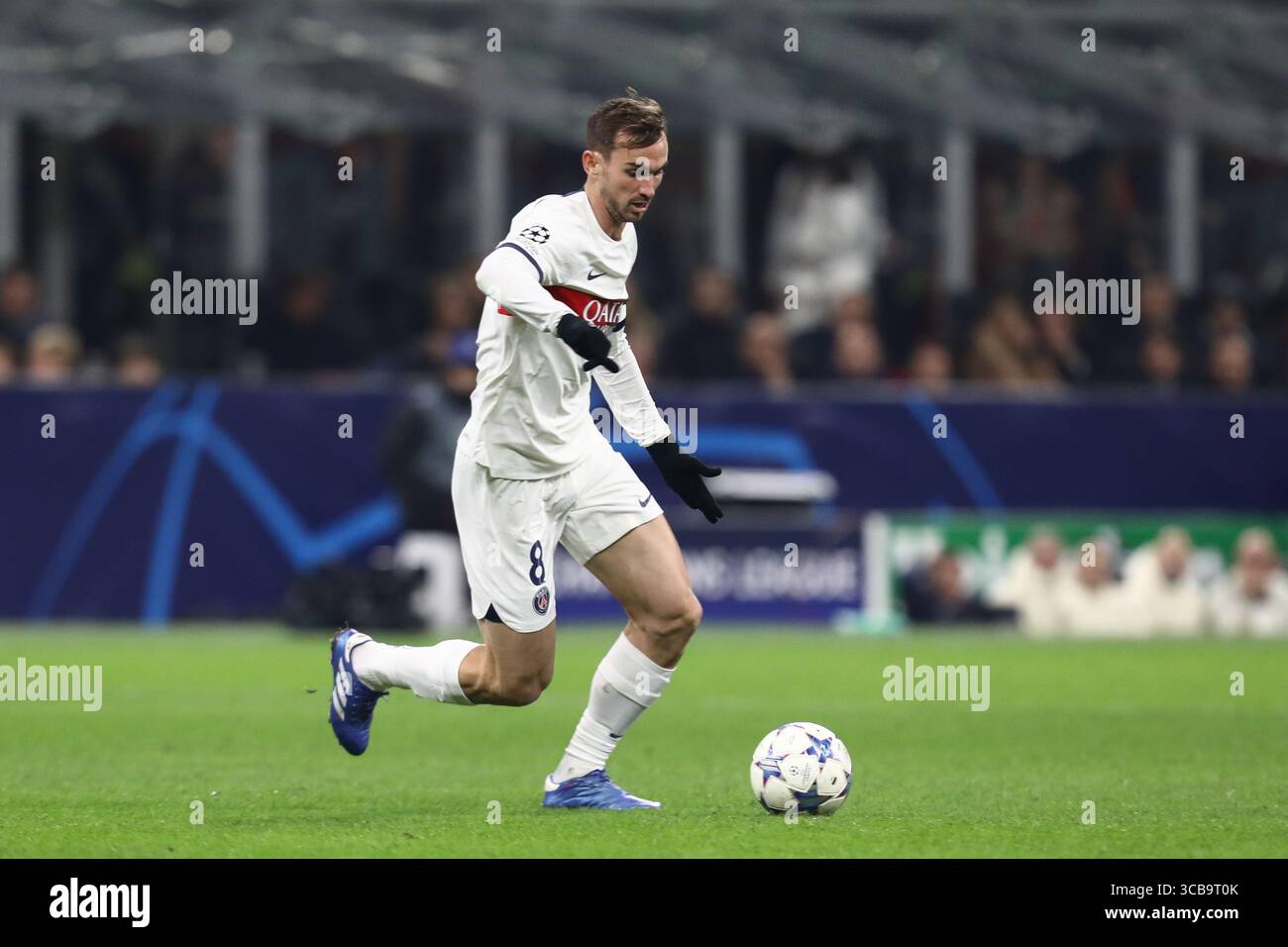 7 novembre 2023, Milan, Lombardie, Italie : FABIAN RUIZ du Paris Saint Germain dans la phase de groupes de l'UEFA Champions League entre l'AC Milan et le Paris Saint Germain le mardi 7 novembre 2023 au Stadio San Siro, Italie (crédit image : © Mickael Chavet/ZUMA Press Wire) Banque D'Images