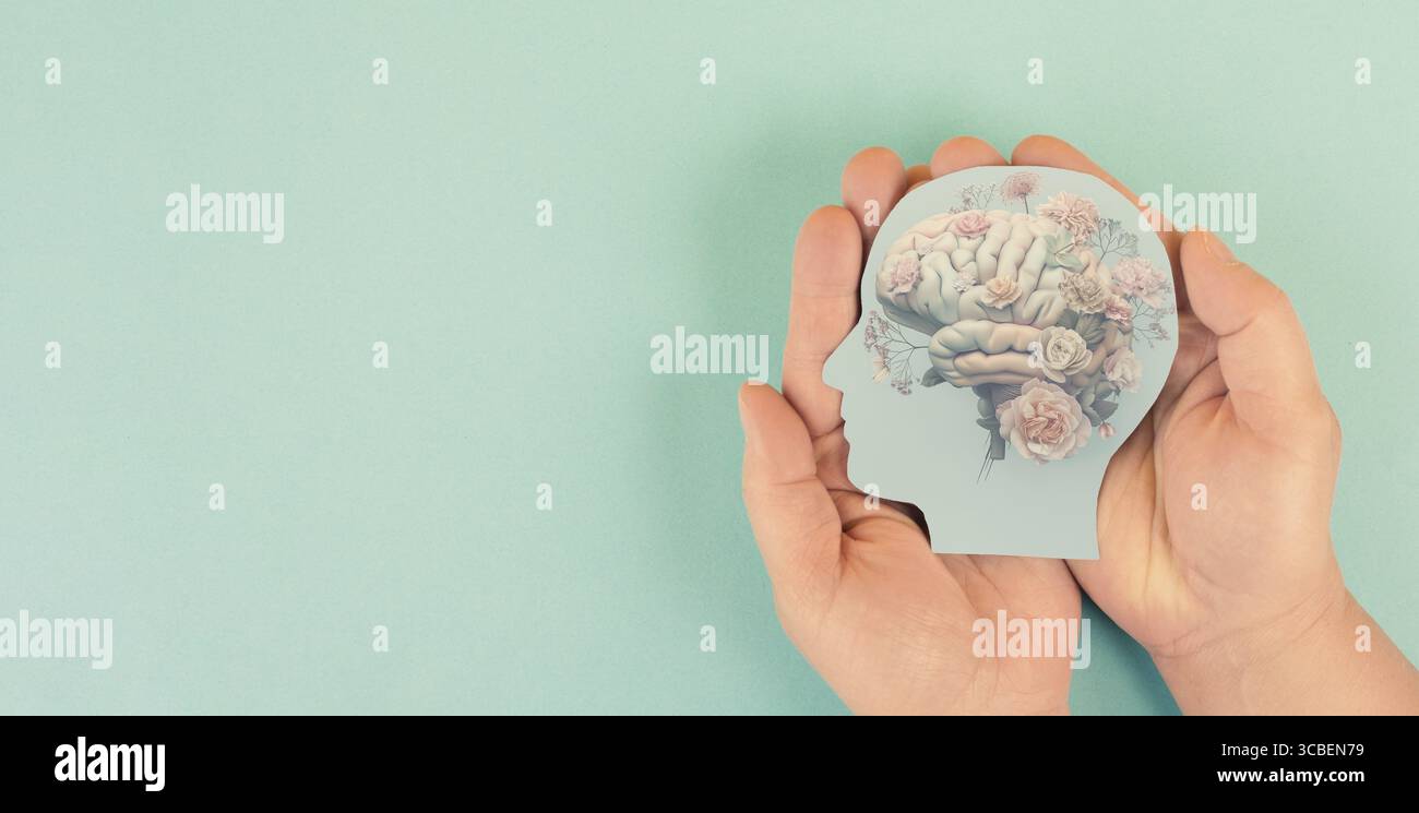 Arbre du cerveau humain avec fleurs, concept d'auto-soins et de santé mentale, pensée positive, esprit créatif Banque D'Images