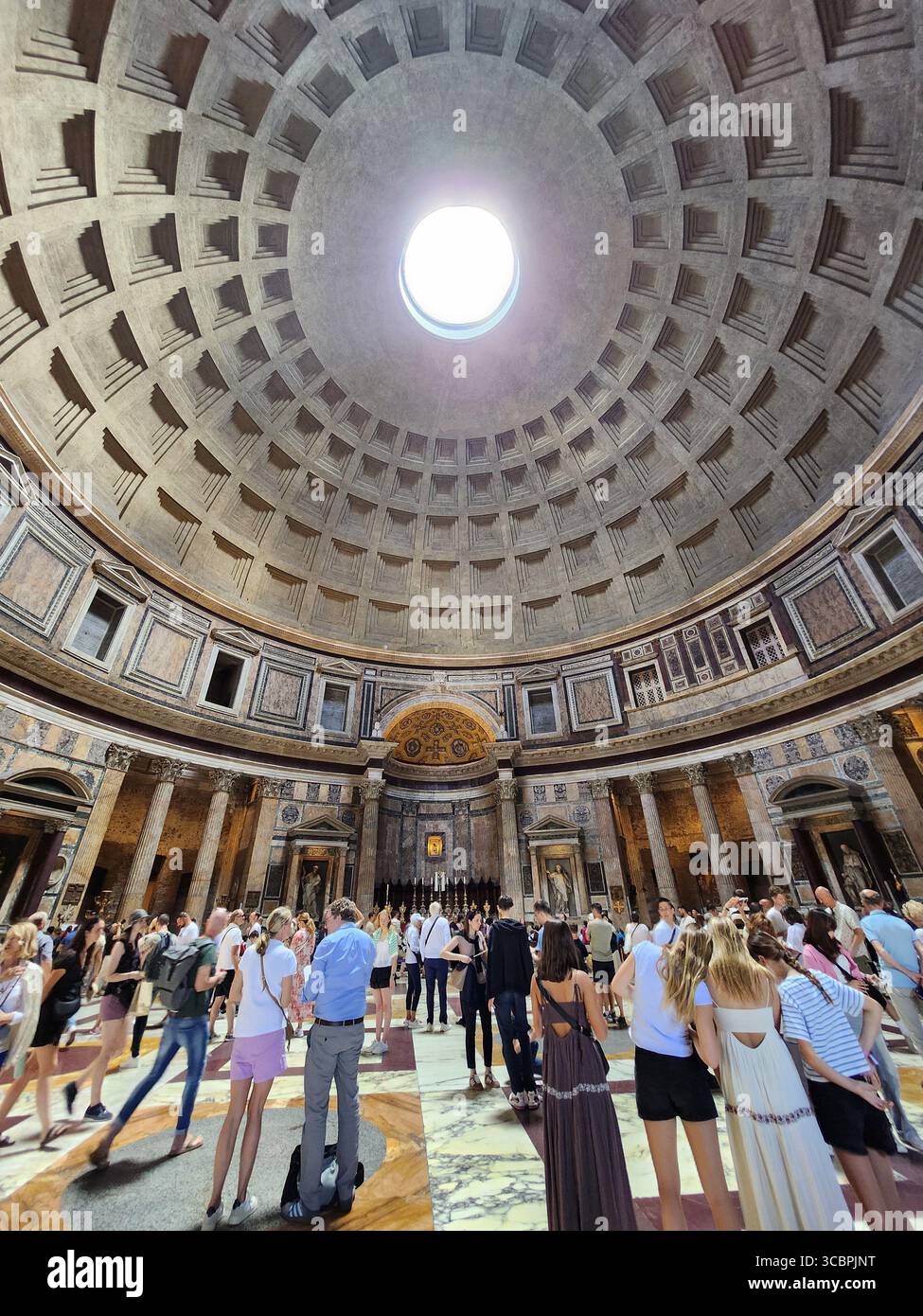 Vue intérieure du Panthéon à rome Banque D'Images