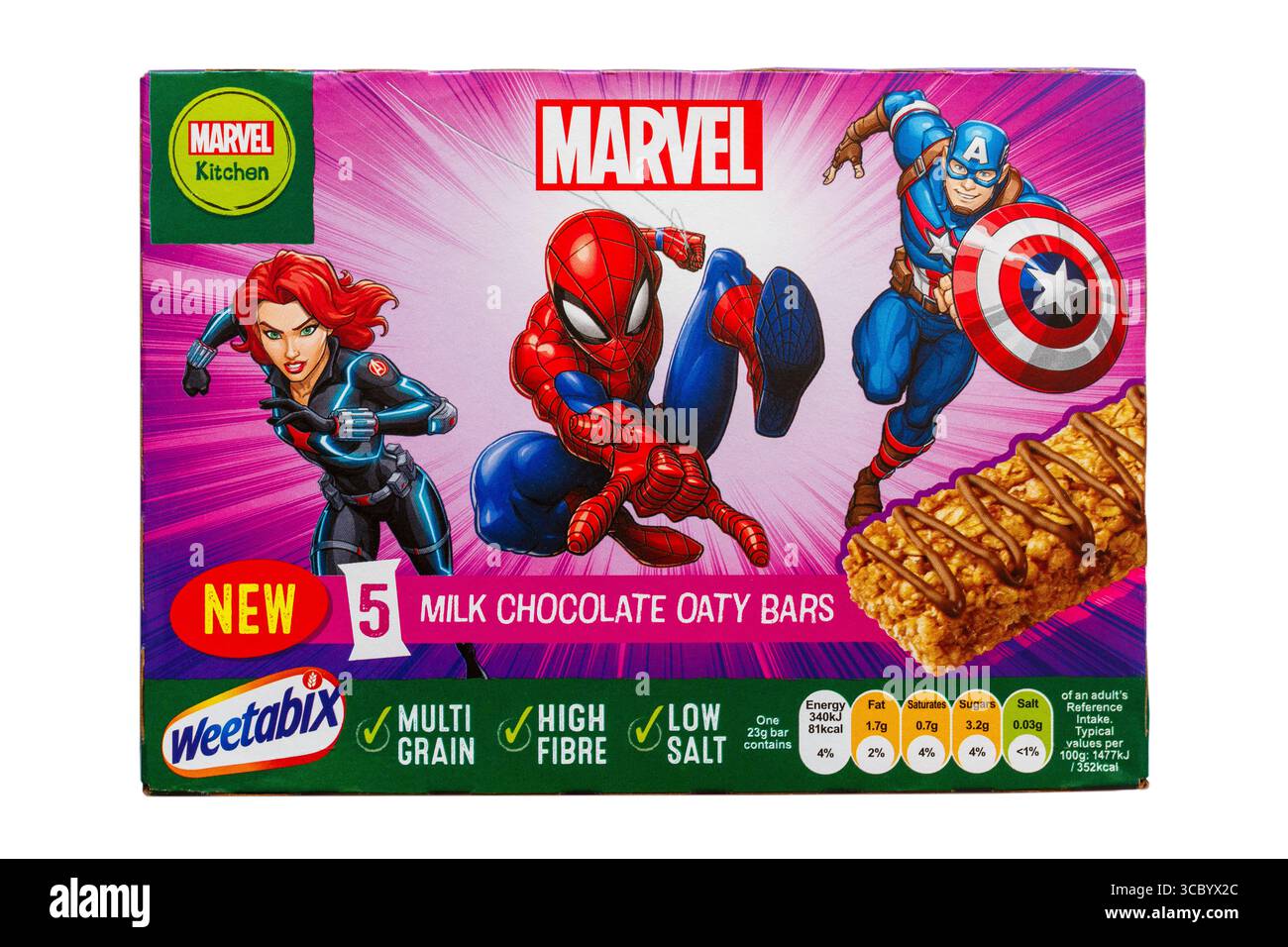 Boîte de barres Marvel chocolat au lait Oaty isolées sur fond blanc -céréales mélangées et barre de chocolat au lait avec un filet de chocolat au lait Banque D'Images