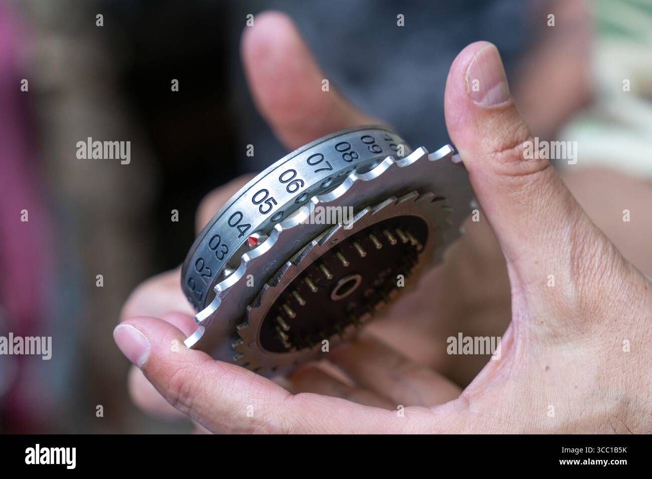 Mise en place de la machine de cryptage allemande Enigma, qui a été développée pour envoyer des messages pendant la seconde Guerre mondiale Banque D'Images