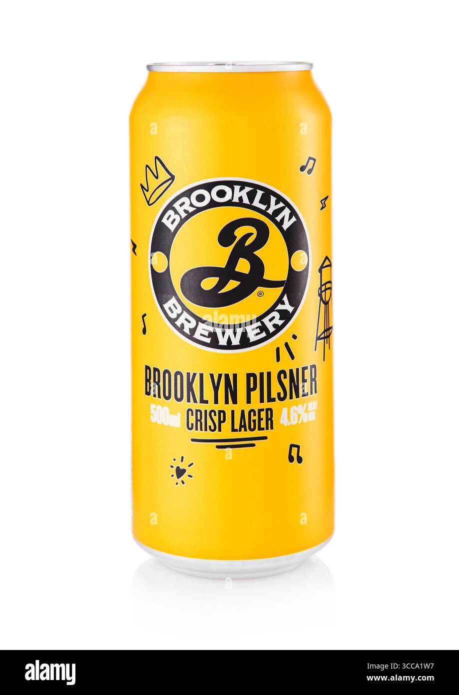 LONDRES, Royaume-Uni - 10 JUIN 2025 : Brooklyn Brewery Pilsner Crisp lager sur blanc. Banque D'Images