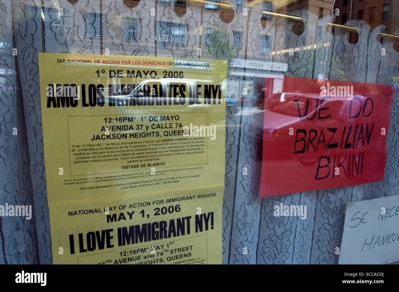 Les immigrants se rassemblent à New York le 1er mai Banque D'Images