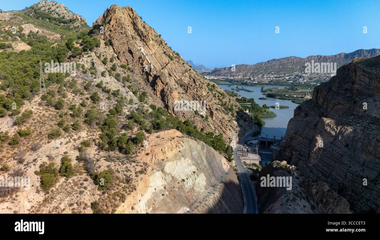 Vue de la vallée de Ricote avec le barrage d'Ojos en arrière-plan, Ojos, région de Murcie, Espagne Banque D'Images