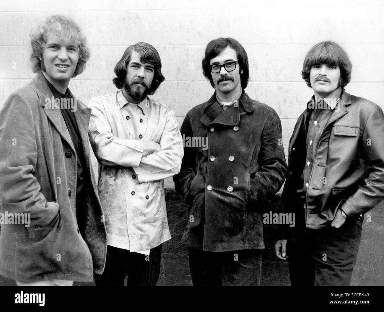 Creedence Clearwater Revival. Portrait du groupe rock américain, Creedence Clearwater Revival, photo publicitaire, 1968. De gauche à droite : Tom Fogerty, Doug Clifford, Stu Cook et John Fogerty Banque D'Images