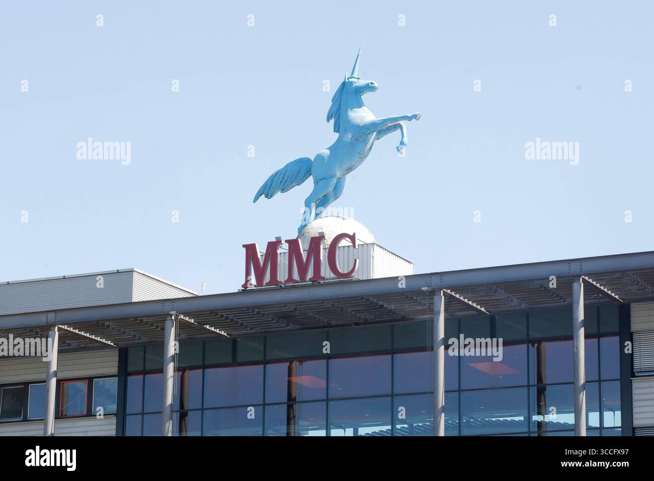 Unter uns Fantreffen in Köln Köln, 11.8.2025 MMC Studio logo beim Unter uns Fantreffen im Coloneum. Köln Nordrein-Westphalen *** Unter uns fan meeting à Cologne Cologne, 11 8 2025 MMC Studio logo à la Unter uns fan meeting au Coloneum Cologne Nordrein Westphalen Copyright : xMatthiasxGränzdörferx Banque D'Images