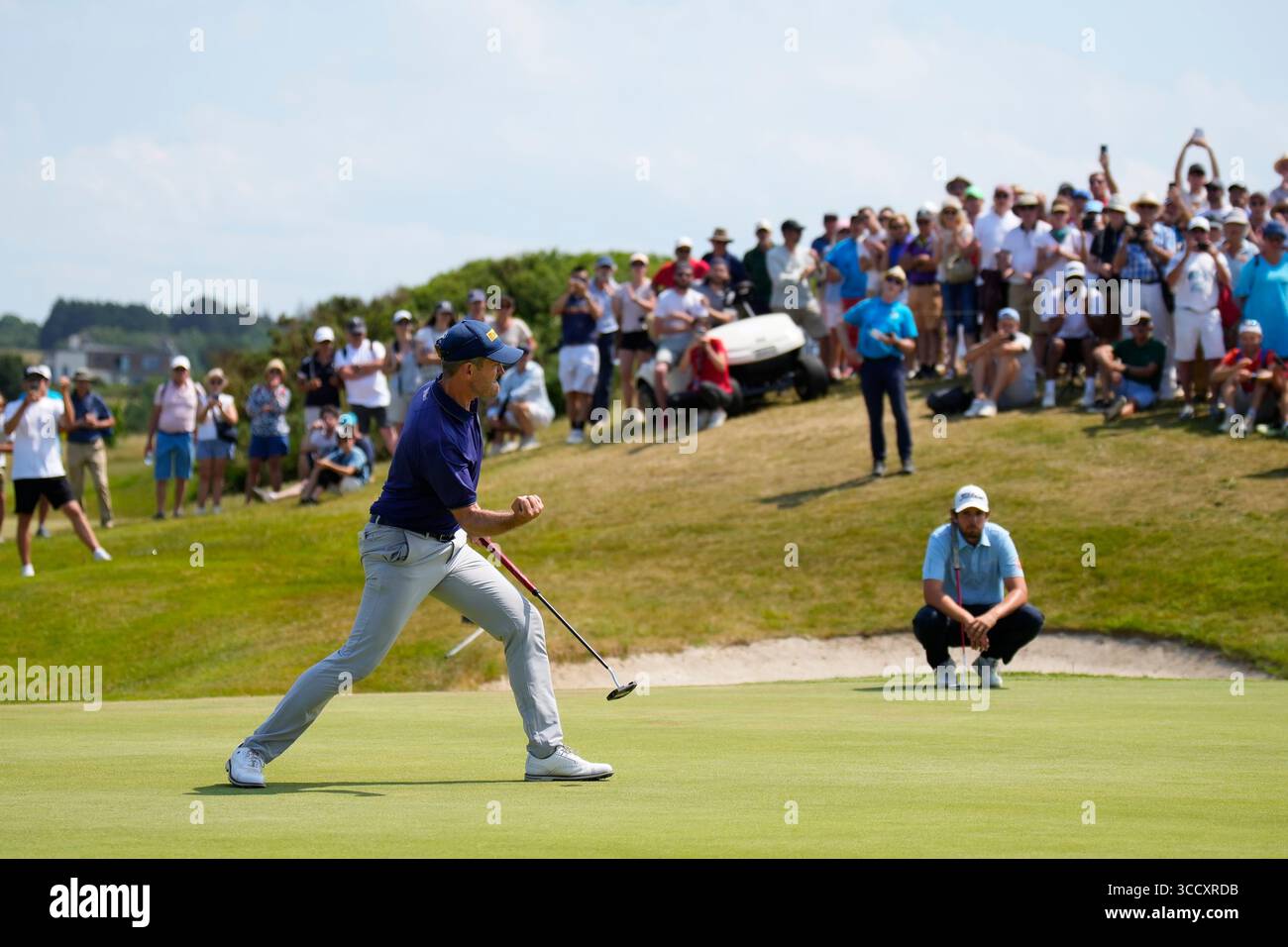 25 juin 2023, Pleneuf, France : STUART MANLEY réagit après avoir marqué un birdie menant à la victoire de l'Open lors de la 4ème manche du Golf Blue Green de Pleneuf Val Andre le 25 juin 2023 à Pleneuf, France. (Crédit image : © Glenn Gervot/ZUMA Press Wire) Banque D'Images