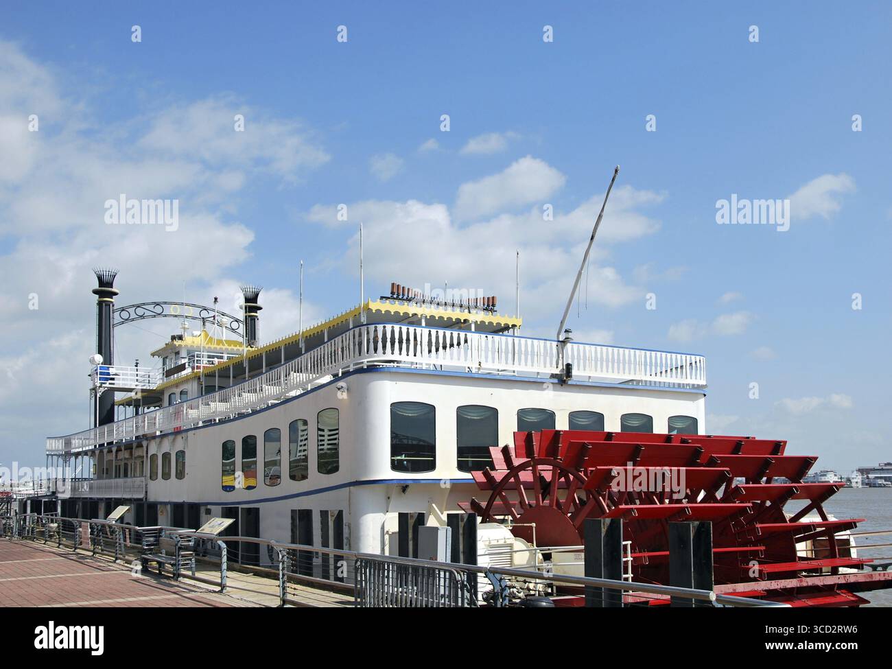 Bateau à vapeur sur le fleuve Mississiooi à la Nouvelle-Orléans, Louisiane, États-Unis. Dampfschiff auf dem Mississippi River à la Nouvelle-Orléans, Louisiane, États-Unis Banque D'Images
