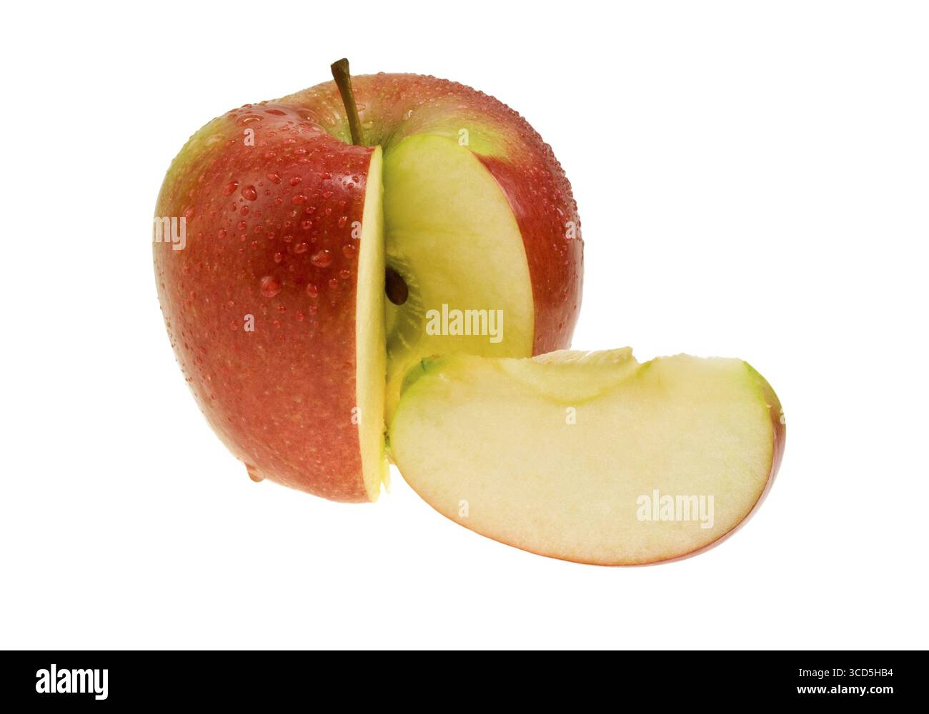 Fresh pomme mûre avec des gouttes d'eau Banque D'Images