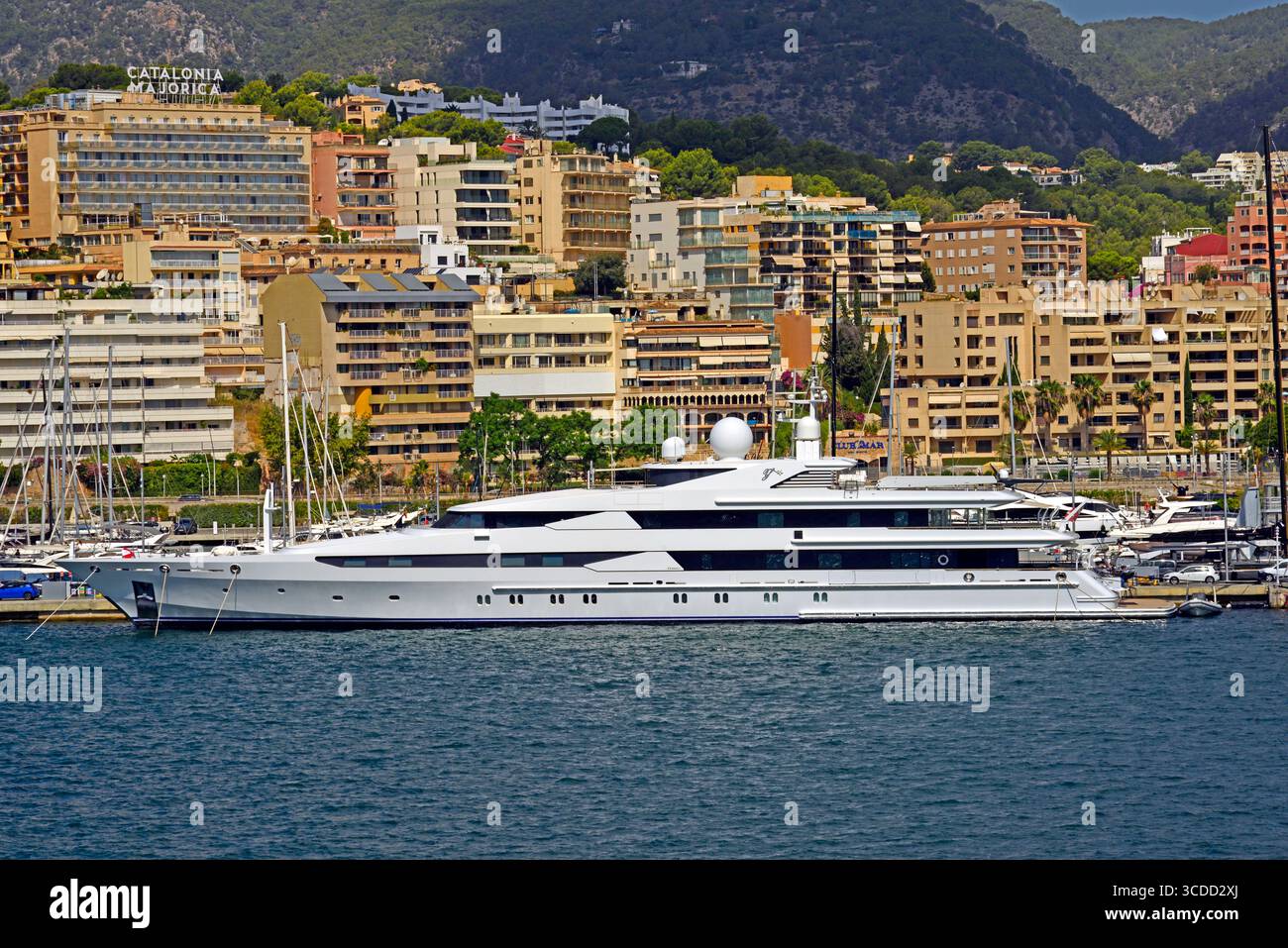 Le super yacht 'Stargate' est vu amarré au Club de Mar Moorings Palma de Majorque. Banque D'Images