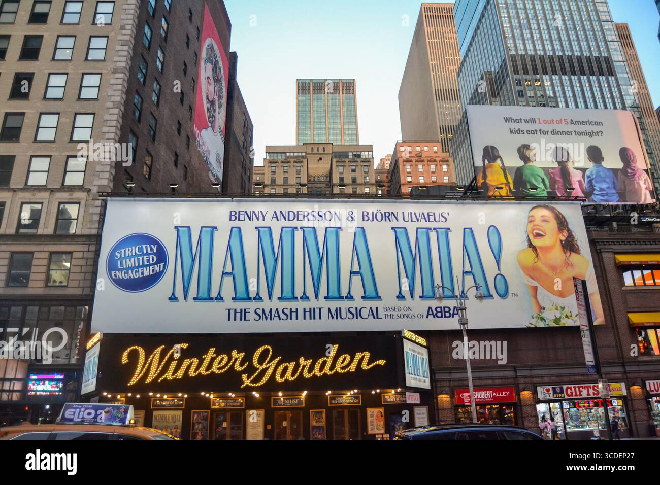 Mamma Mia ! Bannière musicale sur Winter Garden, Times Square, New York Banque D'Images