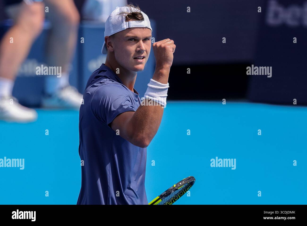 Mason, Ohio, États-Unis. 13 août 2025. Holger Rune (DEN) réagit à un tir lors de la ronde 16 de l'Open de Cincinnati mercredi au Lindner Family Tennis Center, Mason, Ohio. (Crédit image : © Scott Stuart/ZUMA Press Wire) USAGE ÉDITORIAL SEULEMENT ! Non destiné à UN USAGE commercial ! Banque D'Images Mason, Ohio, États-Unis. 13 août 2025. Holger Rune (DEN) réagit à un tir lors de la ronde 16 de l'Open de Cincinnati mercredi au Lindner Family Tennis Center, Mason, Ohio. (Crédit image : © Scott Stuart/ZUMA Press Wire) USAGE ÉDITORIAL SEULEMENT ! Non destiné à UN USAGE commercial ! Banque D'Images