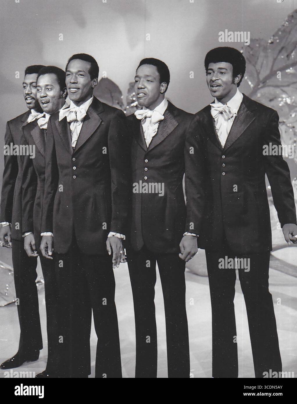 LE groupe vocal américain TEMPTATIONS au Ed Sullivan Show en septembre 1969. De gauche à droite : Otis Williams, Nelvin Franklin, Eddie Kendricks, Paul Williams, Dennis Edwards Banque D'Images