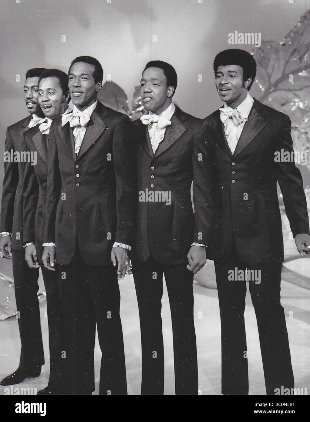 LE groupe vocal américain TEMPTATIONS au Ed Sullivan Show en septembre 1969. De gauche à droite : Otis Williams, Nelvin Franklin, Eddie Kendricks, Paul Williams, Dennis Edwards Banque D'Images