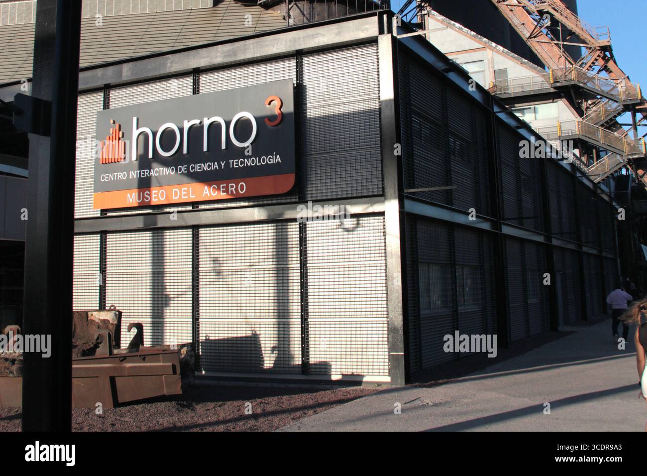 Monterrey, Nuevo Leon, Mexique - 29 juillet 2025 : Musée de l'acier sur l'histoire de l'industrie sidérurgique à Monterrey, Nuevo Leon, à l'intérieur du parc Fundidora Banque D'Images