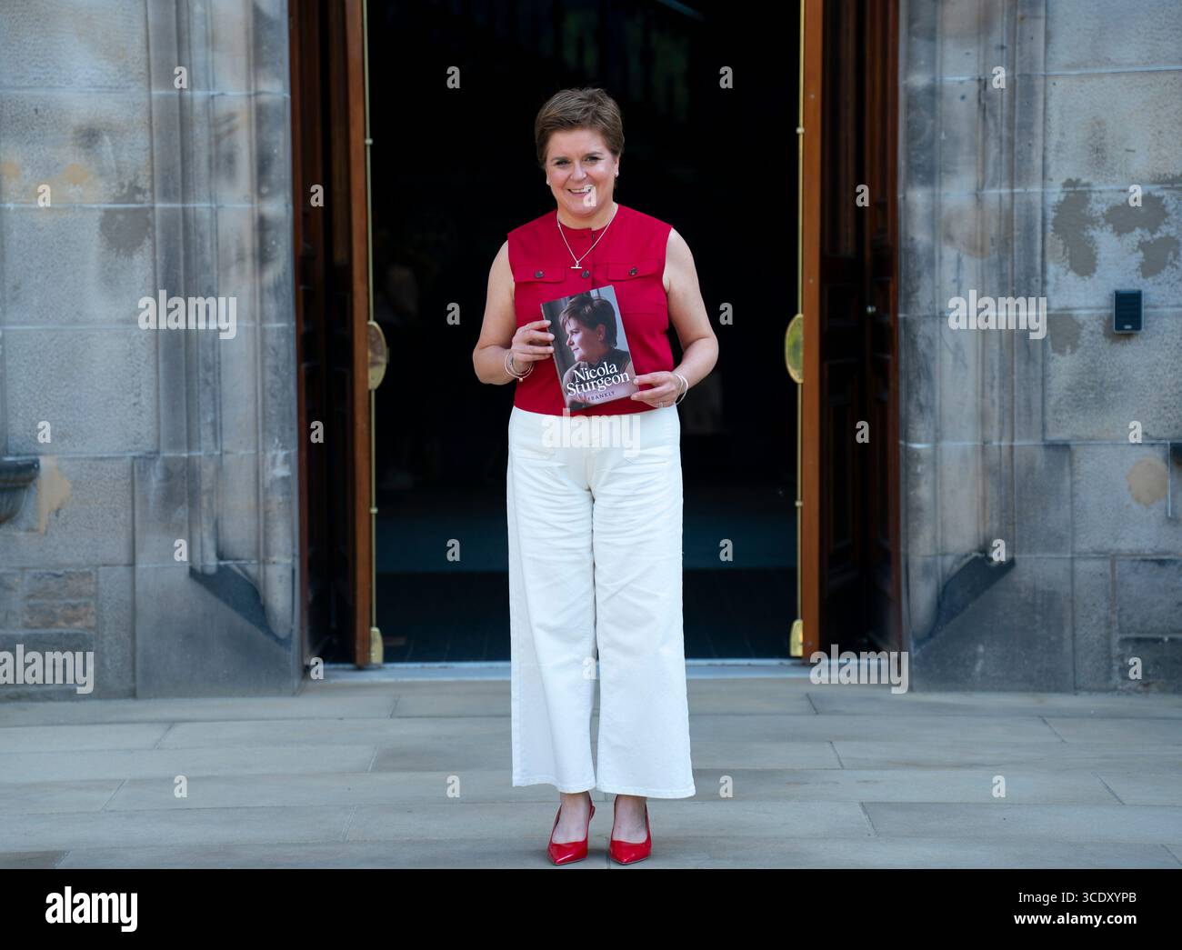Édimbourg, Écosse, Royaume-Uni. 14 août 2025. L'ancienne première ministre Nicola Sturgeon se présente au Festival du livre d'Édimbourg pour promouvoir franchement son livre. Crédit ; Iain Masterton/Alamy Live News Banque D'Images