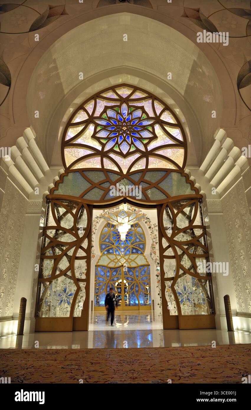 Zone d'ablution de la Grande Mosquée .Sheikh Zayed, Abu Dhabi eau Banque D'Images