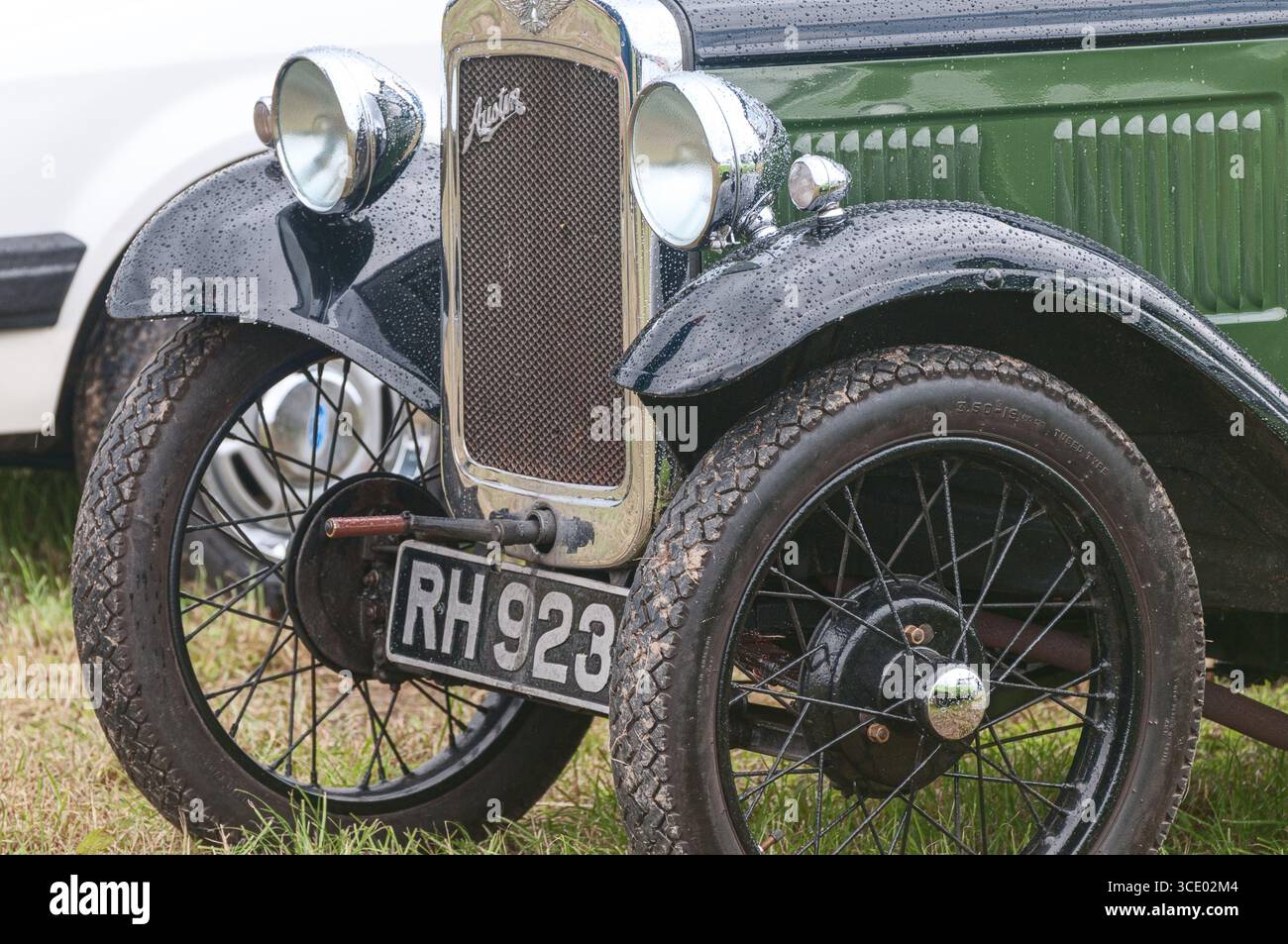 Une Austin 7 verte de 1934 exposée au salon Ackworth Steam and Historical Vehicle Show dans le Yorkshire en Angleterre Banque D'Images