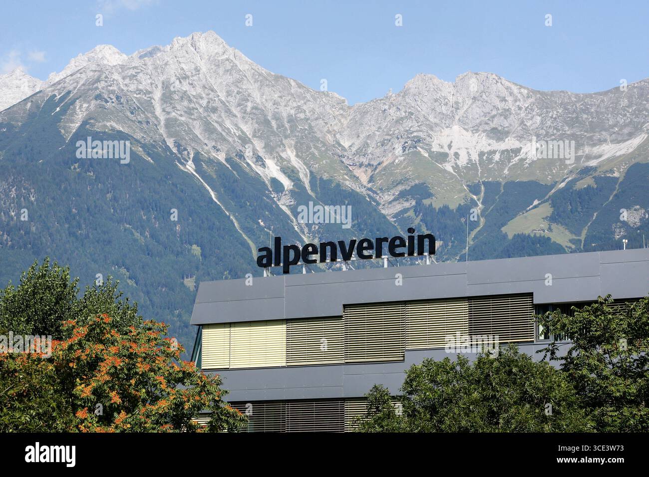 Österreichischer Alpenverein, Innsbruck, Tirol, Österreich // Austrian Alpine Club, Innsbruck, Tyrol, Autriche. , . Crédit : APA-PictureDesk/Alamy Live News Banque D'Images