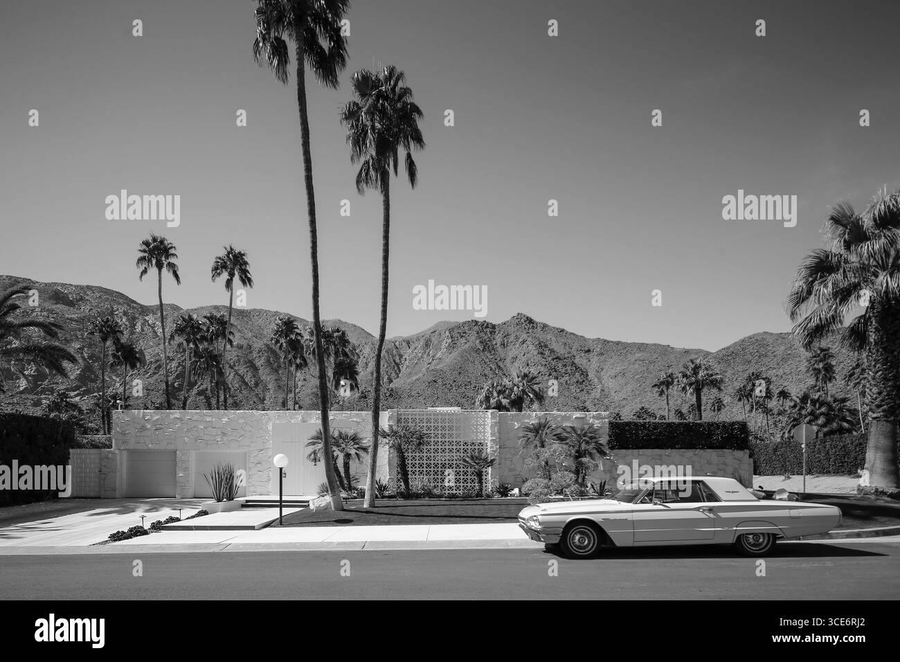 Palm Springs, Californie - 19 août 2016 : architecture moderne du milieu du siècle à Palm Springs Banque D'Images