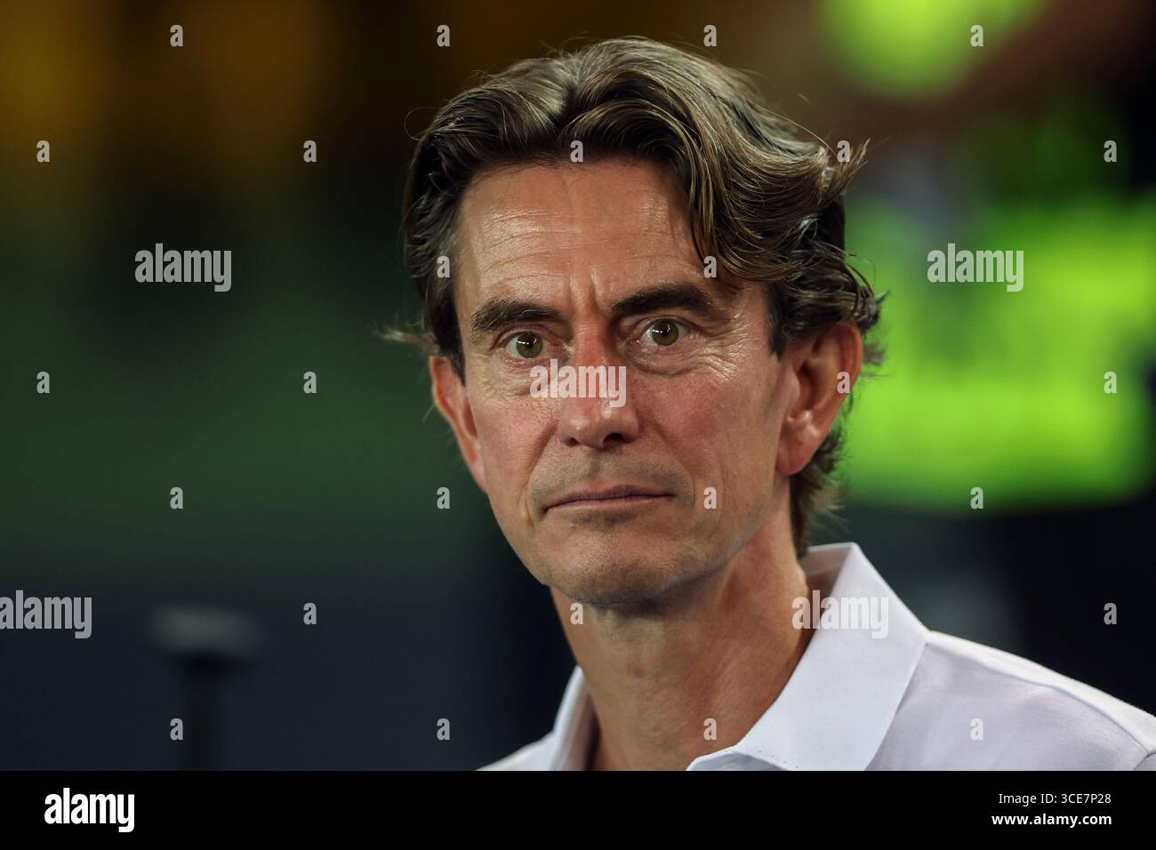 Thomas Frank de Tottenham vu en action lors de la Super Coupe de l'UEFA 2025 entre le Paris Saint-Germain FC et le Tottenham Hotspur FC au Friuli Bluenergy Stadium. Résultat final PSG 2 : 2 Tottenham. PSG 4 : 3 Tottenham après des tirs de penalty. Banque D'Images