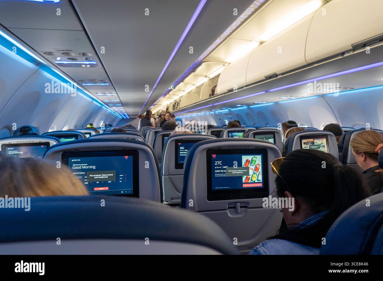 Cabine passager sur un vol Delta Airline, États-Unis, 2025 Banque D'Images