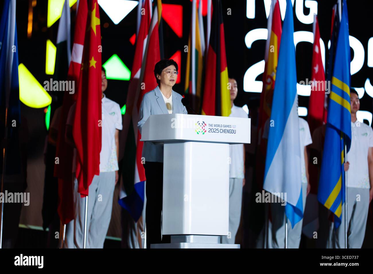 Chengdu, province chinoise du Sichuan. 17 août 2025. Shi Xiaolin, président du comité d'organisation des Jeux mondiaux 2025 à Chengdu, prononce un discours lors de la cérémonie de clôture des Jeux mondiaux 2025 à Chengdu, dans la province du Sichuan, au sud-ouest de la Chine, le 17 août 2025. Crédit : Zhang Liyun/Xinhua/Alamy Live News Banque D'Images Chengdu, province chinoise du Sichuan. 17 août 2025. Shi Xiaolin, président du comité d'organisation des Jeux mondiaux 2025 à Chengdu, prononce un discours lors de la cérémonie de clôture des Jeux mondiaux 2025 à Chengdu, dans la province du Sichuan, au sud-ouest de la Chine, le 17 août 2025. Crédit : Zhang Liyun/Xinhua/Alamy Live News Banque D'Images