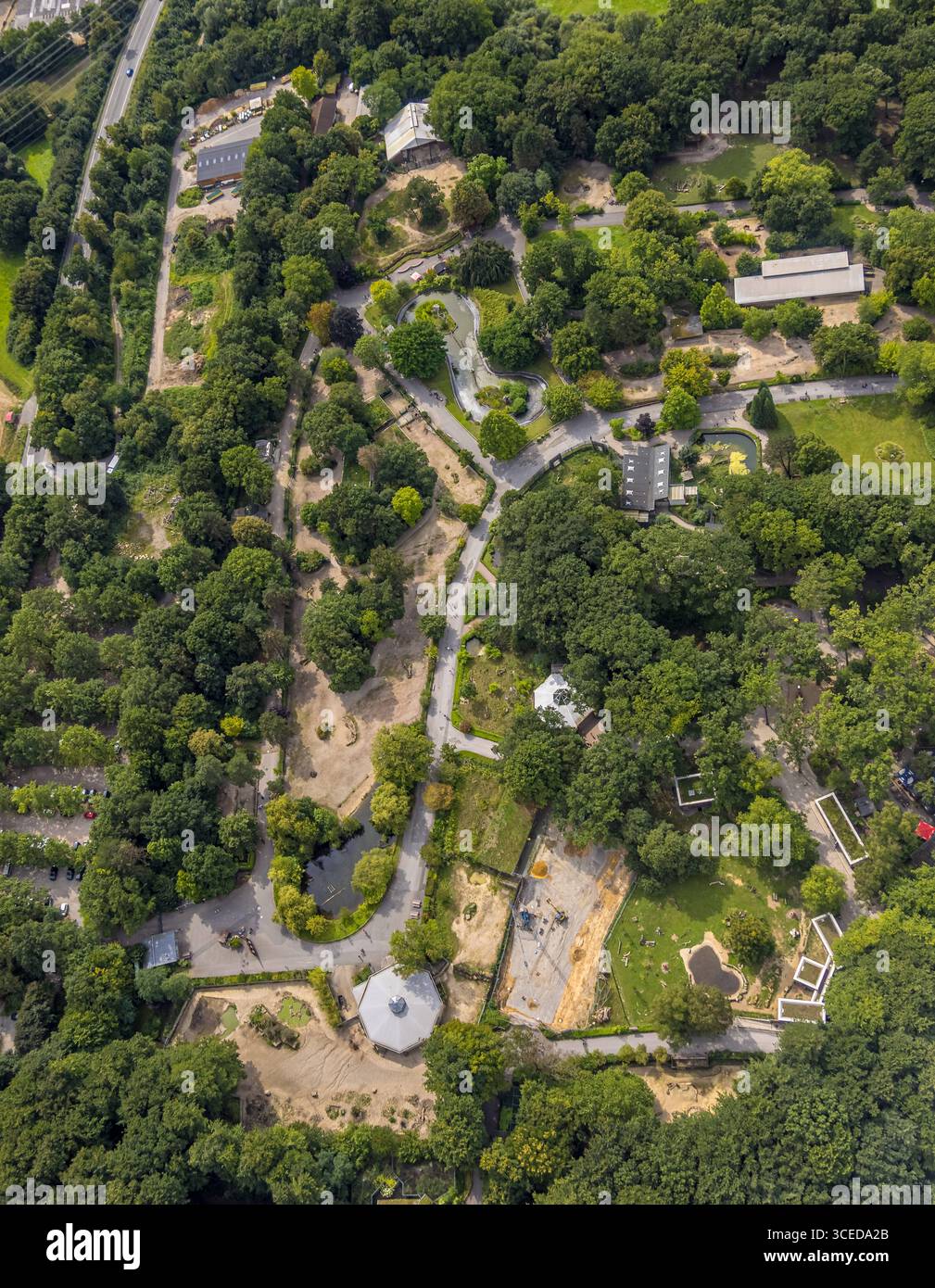 Luftbild, Zoo Dortmund, Rombergpark-Lücklemberg, Dortmund, Ruhrgebiet, Nordrhein-Westfalen, Deutschland ACHTUNGxMINDESTHONORARx60xEURO *** vue aérienne, Dortmund Zoo, Rombergpark Lücklemberg, Dortmund, Ruhr area, Rhénanie du Nord-Westphalie, Allemagne ATTENTIONxMINDESTHONORARx60xEURO Banque D'Images