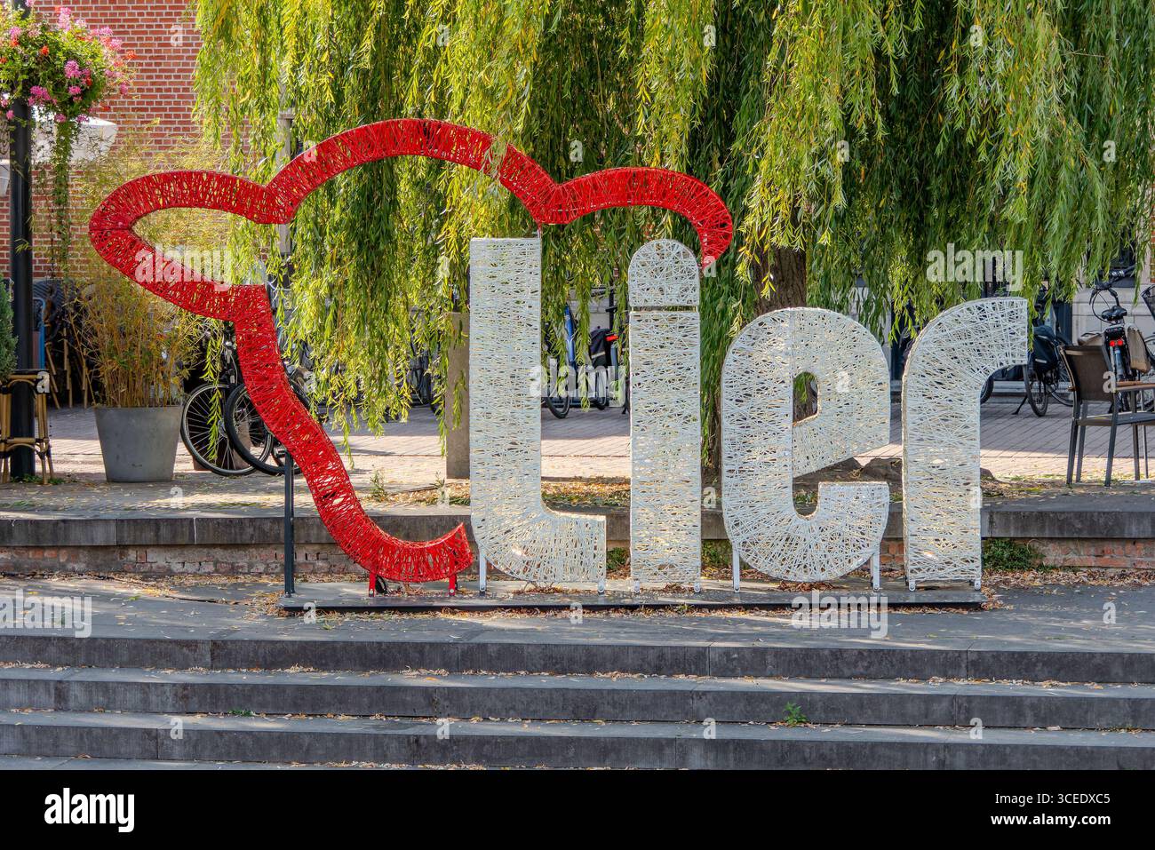 Lier, Belgique, 15 août 2025. J'adore lier le long d'un quai à lier. Banque D'Images
