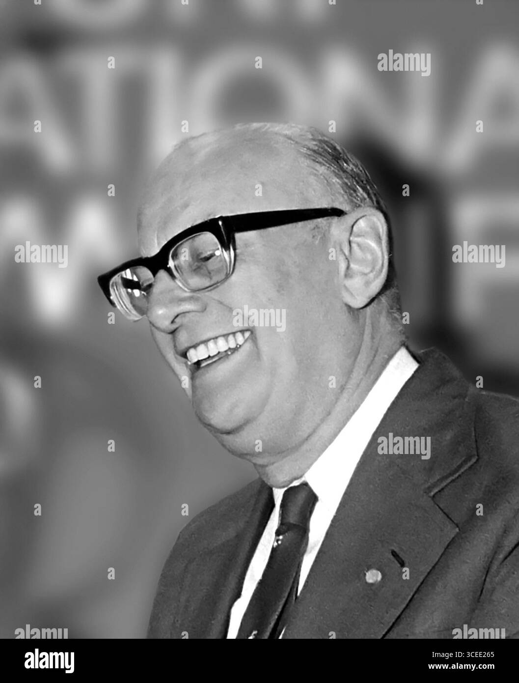 Arthur C. Clarke. Portrait de l'auteur anglais de science-fiction Sir Arthur Charles Clarke (1917-2008) en 1982 Banque D'Images